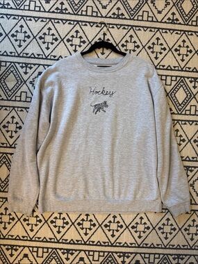 Hockey Embroidered Logo Wolf Crewneck Sweatshirt - Light Gray